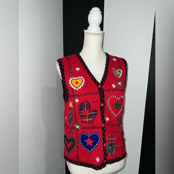 Designer’s original studio. Christmas Sweater - Picture 4 of 7